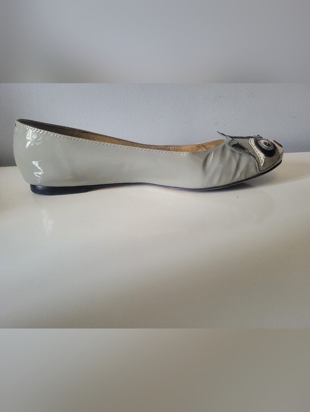 Kate Spade Jiro Raccoon Flats, Size 6 - Picture 5 of 12